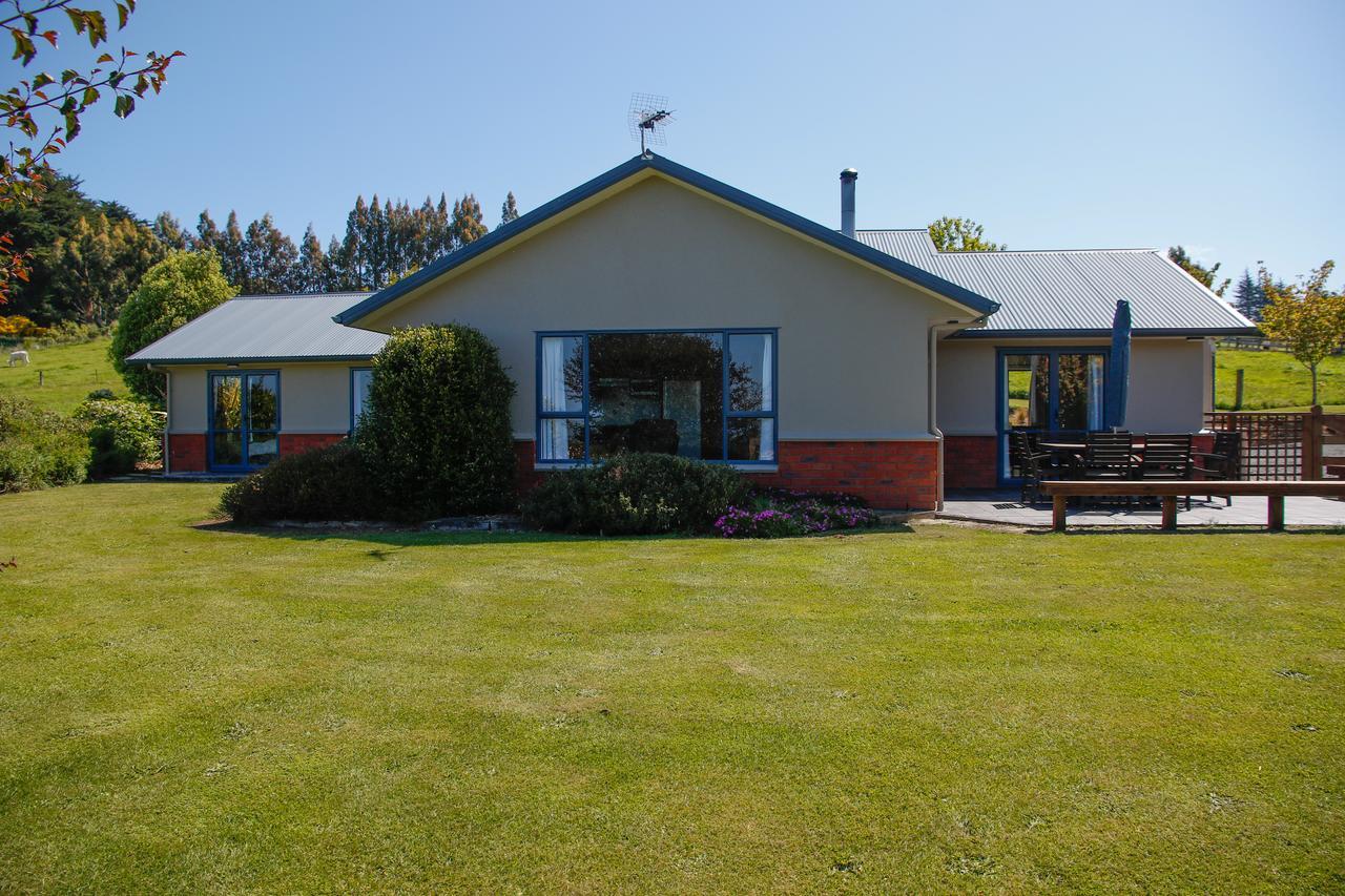 Alpaca Farmstay Dunedin Exteriör bild